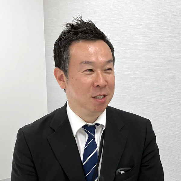 山成様